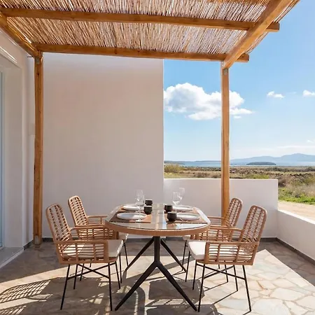 Kyma Paros Sunset Luxe דירה